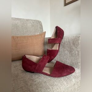 Eileen Fisher Suede Flats in Burgundy sz 10